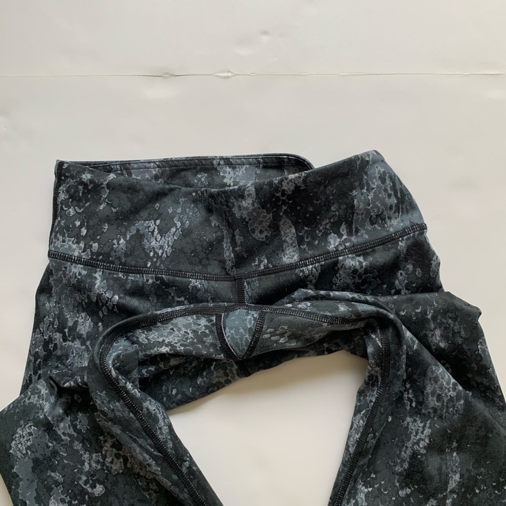 Alo Yoga crop leggings - Picture 6 of 7